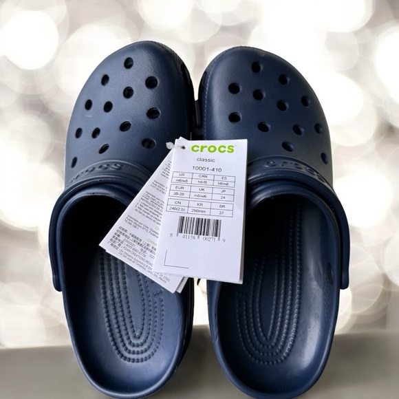 Crocs Classic Unisex Clog Navy Blue Slip-On Casual Shoes W: 8        M: 6 NWT - Picture 3 of 5